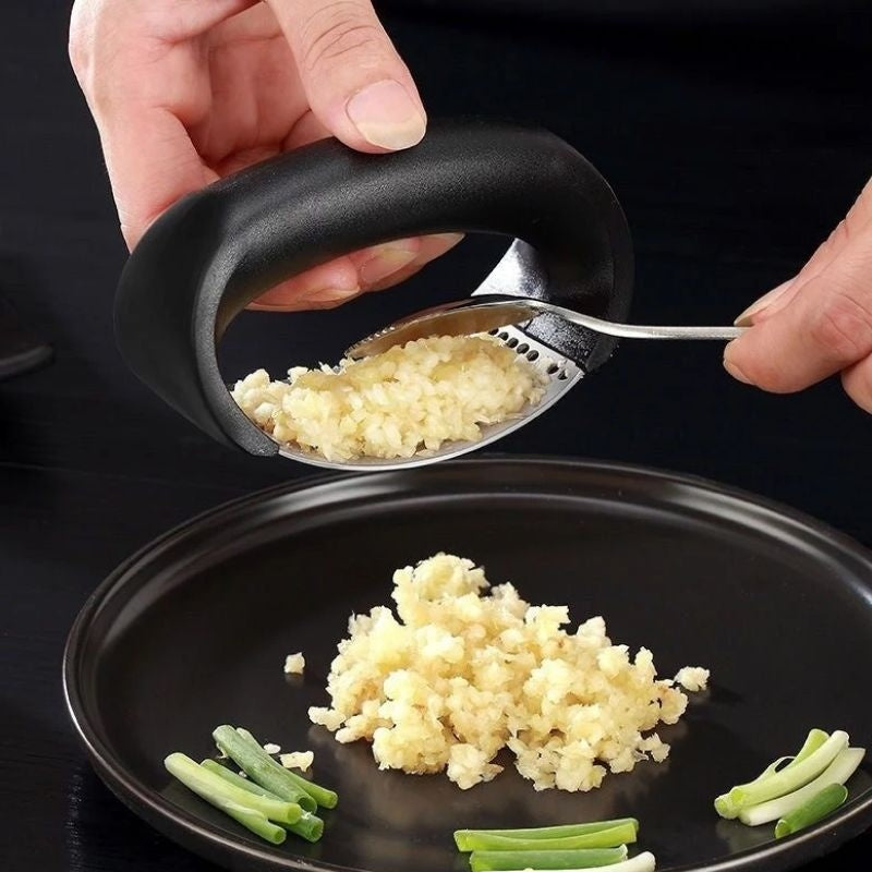 Stainless Steel Garlic Masher – Easy Manual Garlic Press